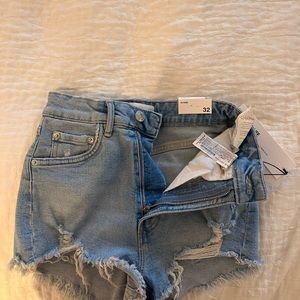 zara high waisted jean shorts, size 00